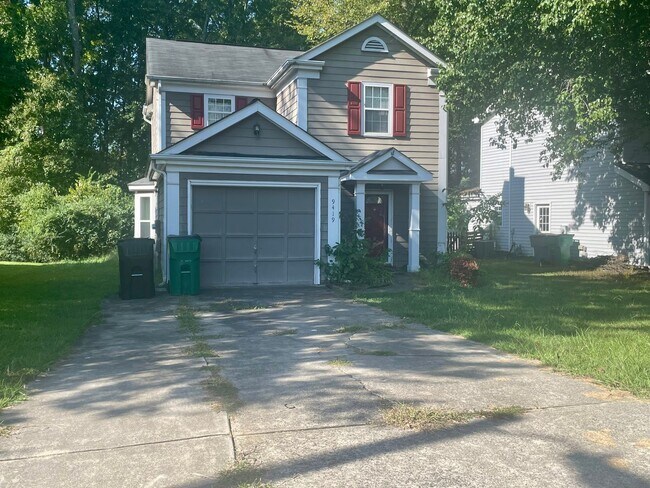 Primary Photo - Welcome to this charming 3-bedroom, 2.5-ba...