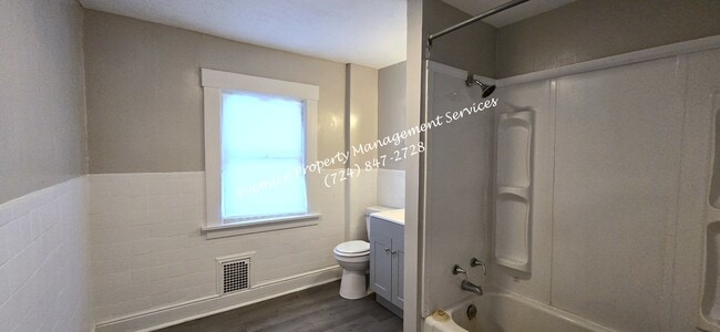 Building Photo - 199 Mills Way