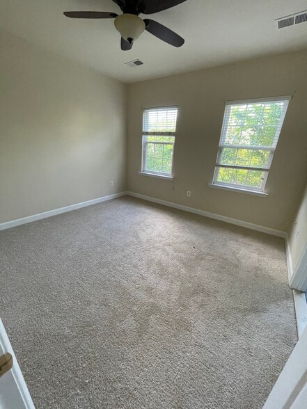 Primary Bedroom - 5540 Lanier Ave