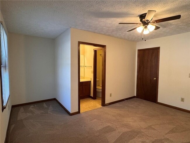 Building Photo - 1118 Booth Ct SW