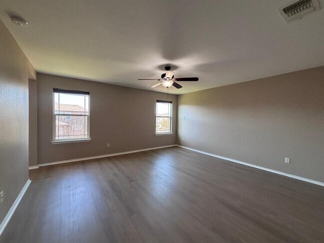 Building Photo - 1405 Berlin Ln