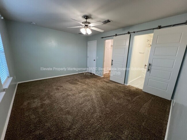 Building Photo - 2740 Red Fish Rd