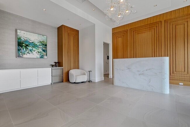 Building Photo - 191 Washington St