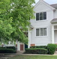 Building Photo - 710 S Rosehall Ln