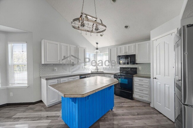 Building Photo - 1235 N 3020 W