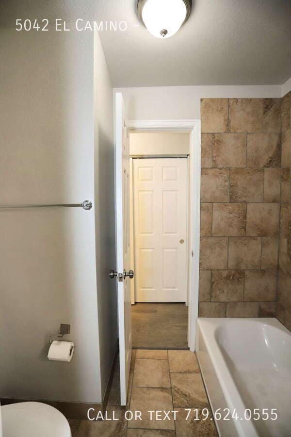 Building Photo - 5042 El Camino Dr