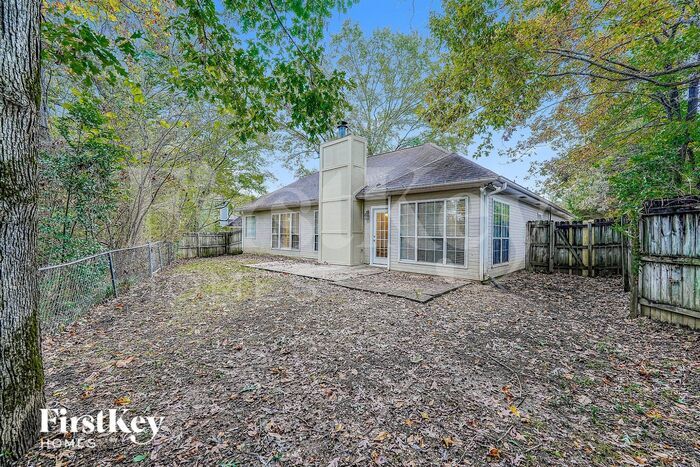 Building Photo - 501 Baronne St