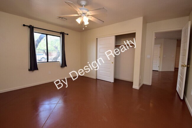 Building Photo - 203 S Cherry Ave