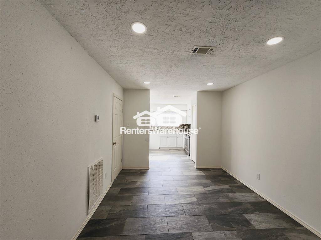 Building Photo - 1619 Merton Dr
