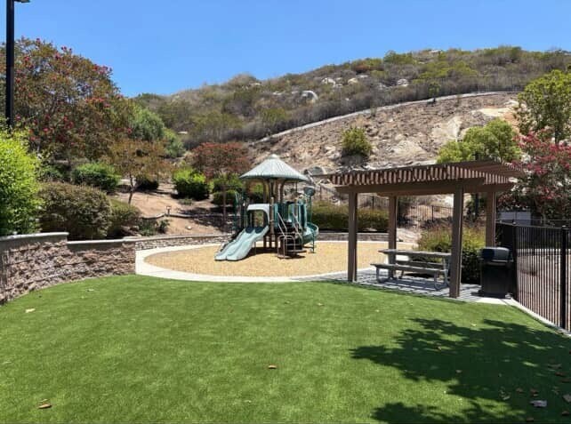 Building Photo - 721 Helmsdale Rd