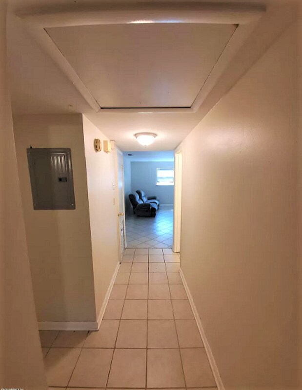 Building Photo - 7559 Proxima Rd