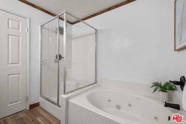 Building Photo - 28123 Gibraltar Ln