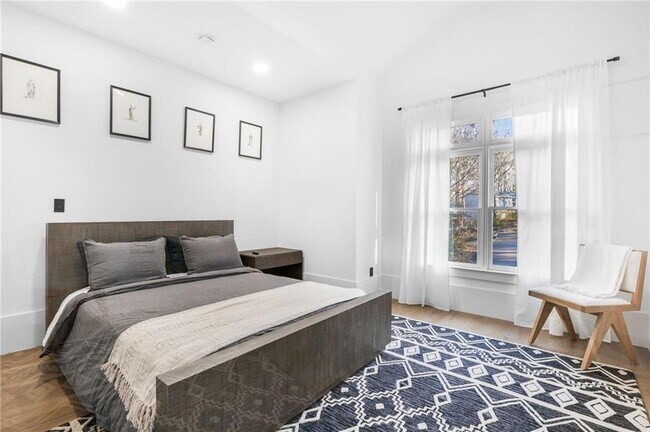 Building Photo - 507 Karen Ln