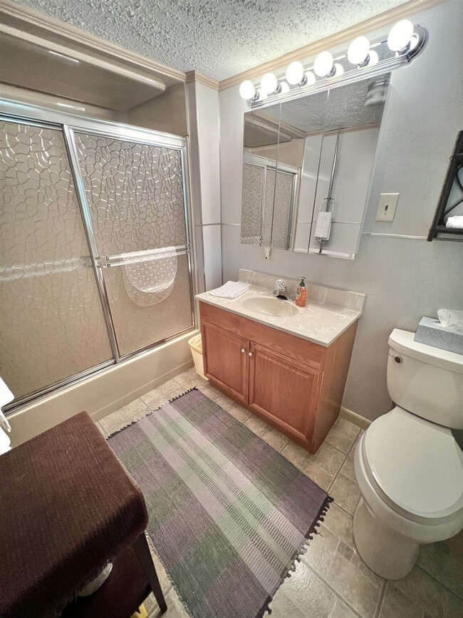 Building Photo - 24 Bayou Rd