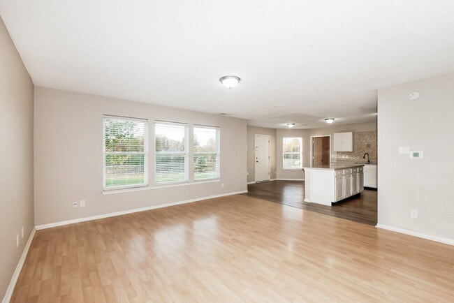 Building Photo - 6058 Amber Valley Ln