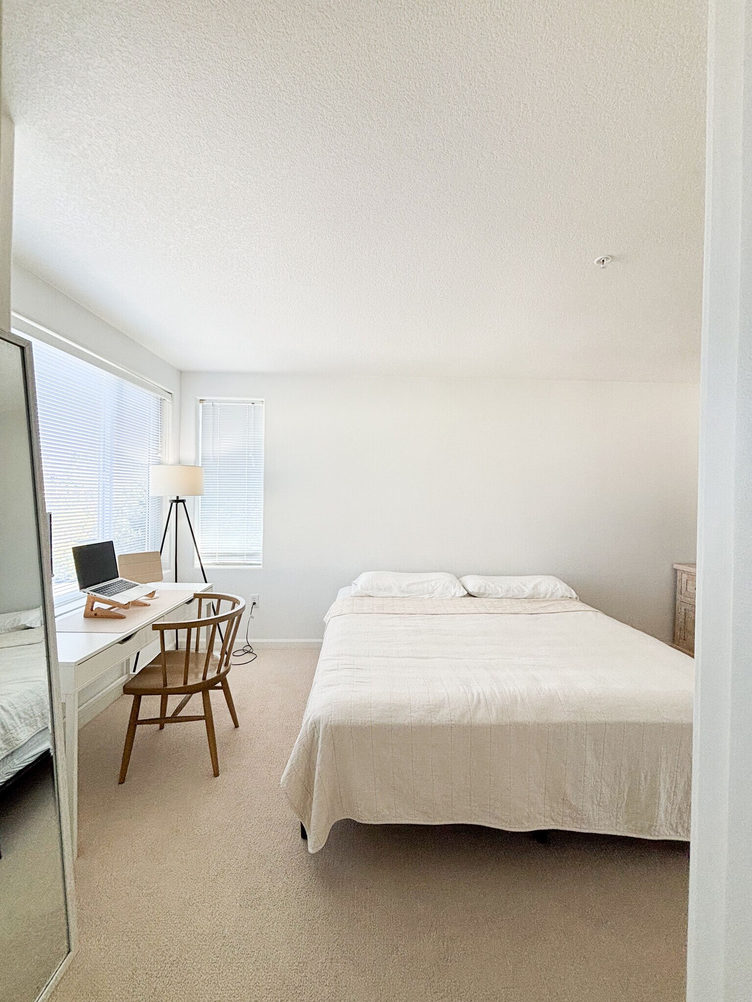 Building Photo - 15458 SW Mallard Dr