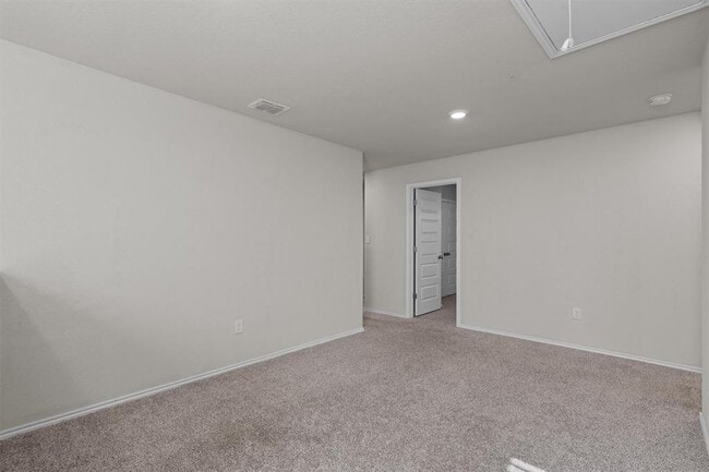 Building Photo - 222 Jaycen Ln