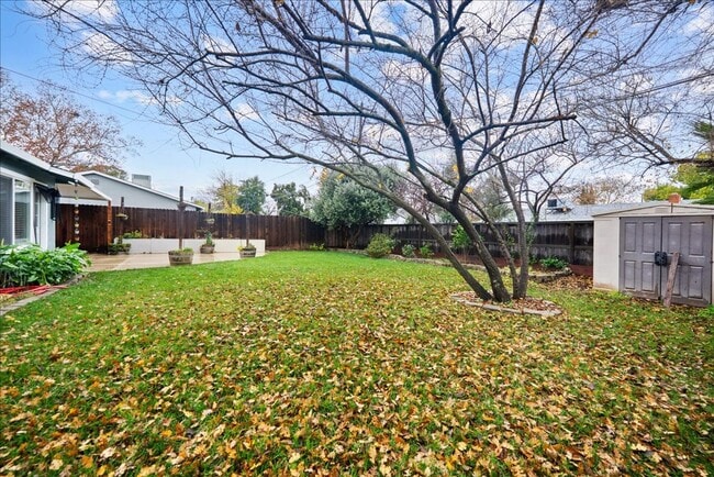 Building Photo - 1156 Hampton Rd