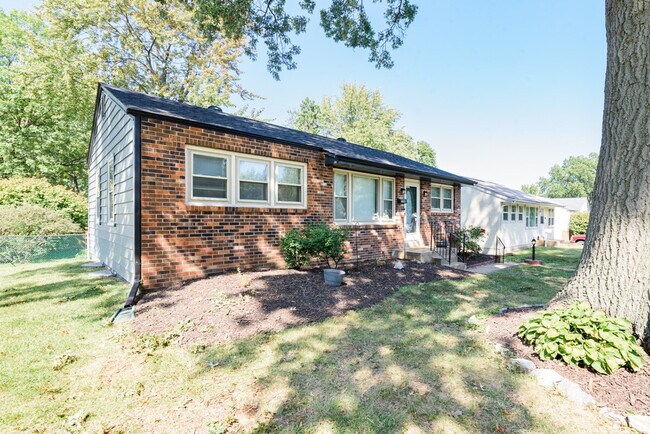 Building Photo - 4423 Vance Ave