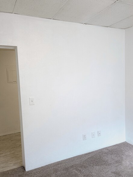 Bedroom 4 - 626 Maryland Ave