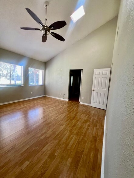 Building Photo - 3880 Villa Rose Ln