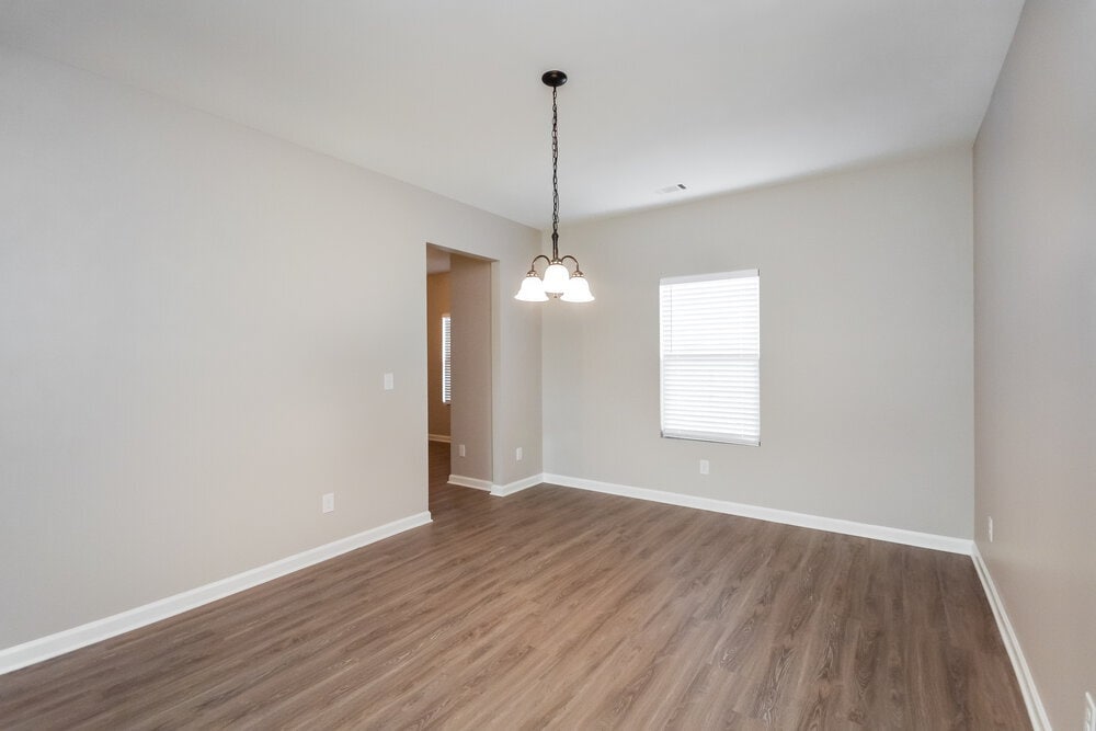 Building Photo - 4047 Clay Ct SE