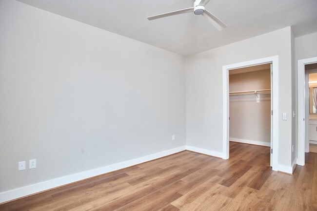 Building Photo - Condo in the Heart of Downtown Durham | Private Terrace + Amenities