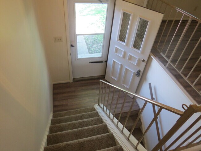 Building Photo - new rental in reynoldsburg schools