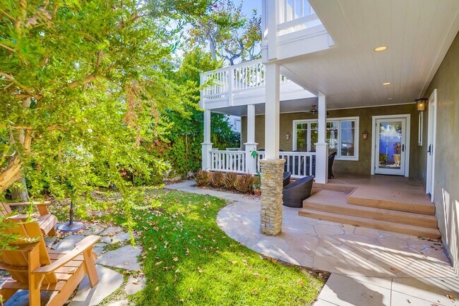 Building Photo - Beautiful 4 Bed/4 Bath Family Home w/pool - Upcoming and available in April!