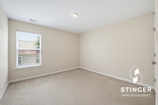 Building Photo - 2 Congaree Way