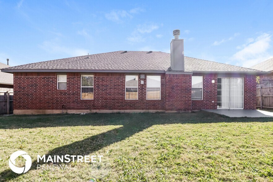 Building Photo - 8725 NW 85th St