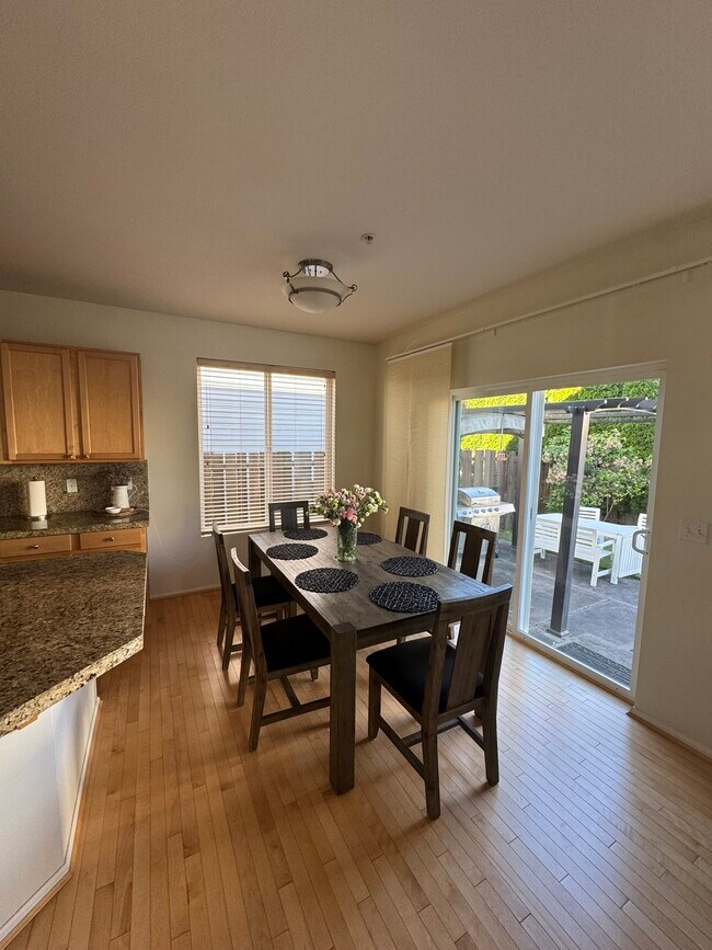 Building Photo - 21915 46th Pl S