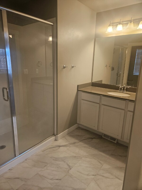 Building Photo - 1044 W Osprey Dr