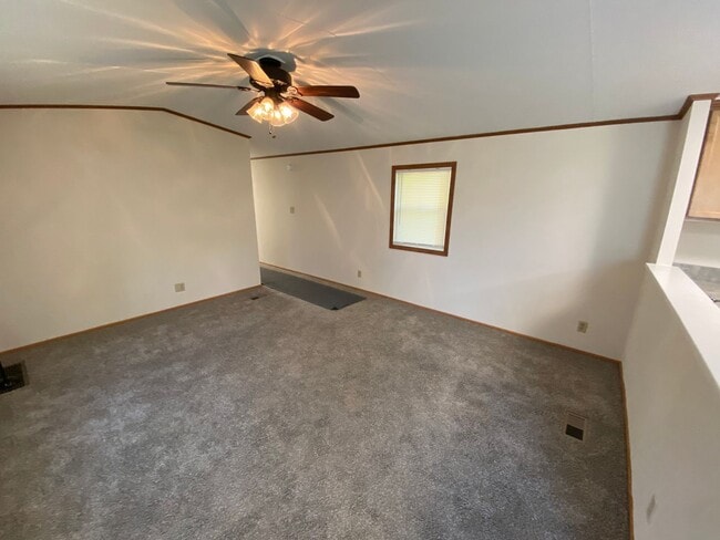 Building Photo - Mobile Home