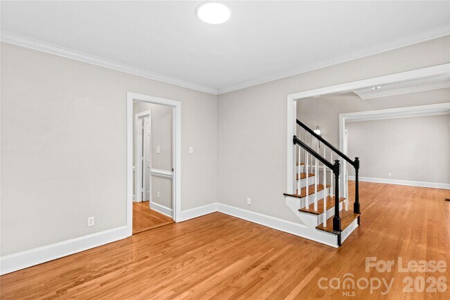 Building Photo - 9033 Pennyhill Dr