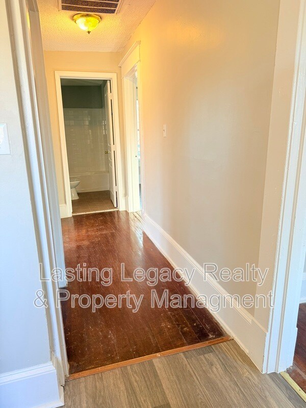 Building Photo - 3410 Old Greensboro Rd