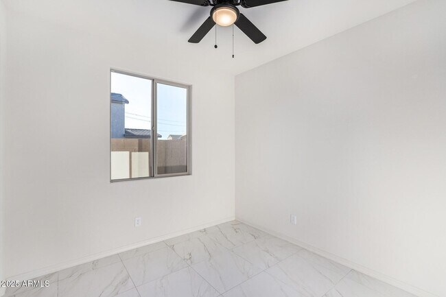 Building Photo - 6970 W Gwen St