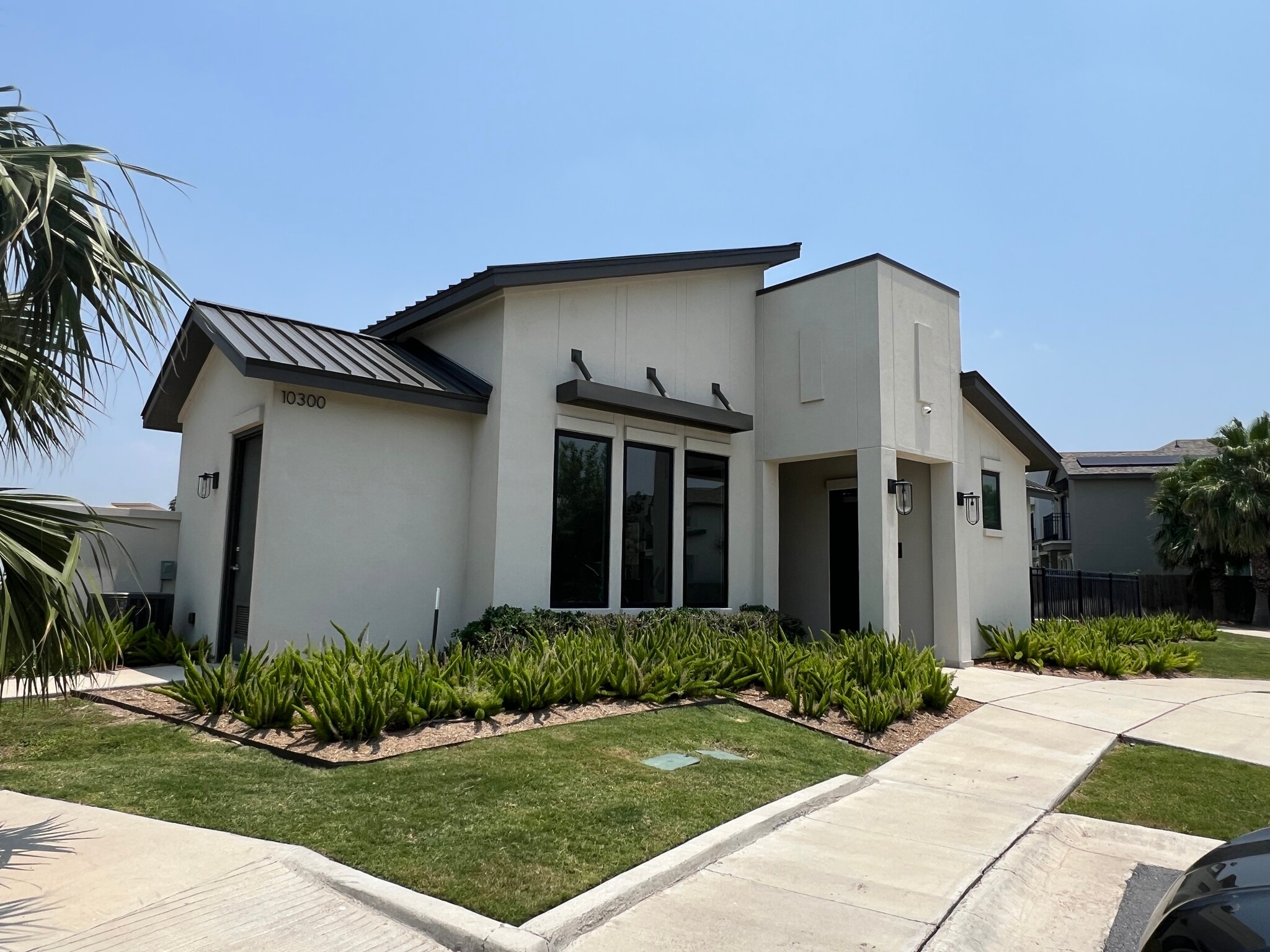 Clubhouse - 10228 N 14th St