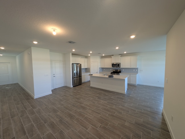 Building Photo - 19673 Whispering Crk Rd