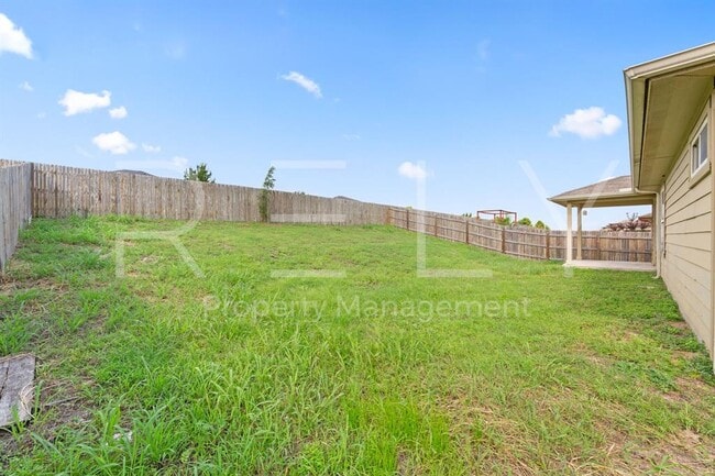 Building Photo - 146 Leon River Loop