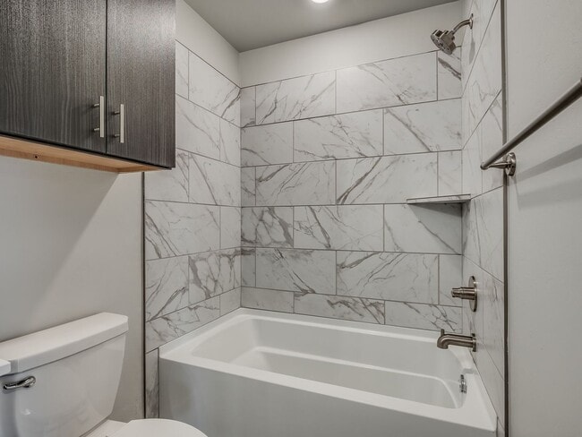 Building Photo - Spacious 4-Bedroom Home with Thoughtful De...
