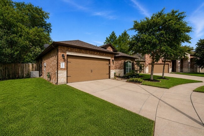 Building Photo - 3831 Daintree Park Dr