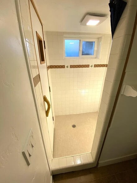 Building Photo - 2772 W 7500 S