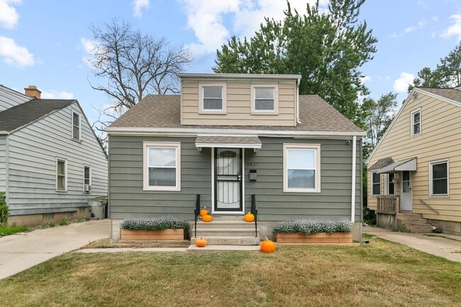 Building Photo - 4827 N 47th St