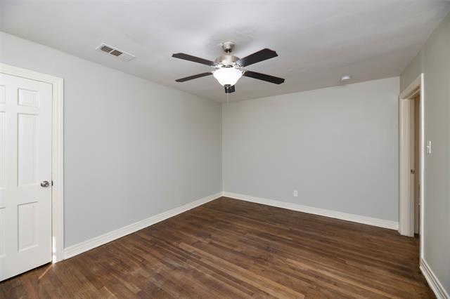 Building Photo - 2308 N Edgewood Terrace