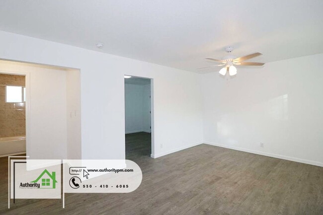 Building Photo - 2835 Reservoir Ln