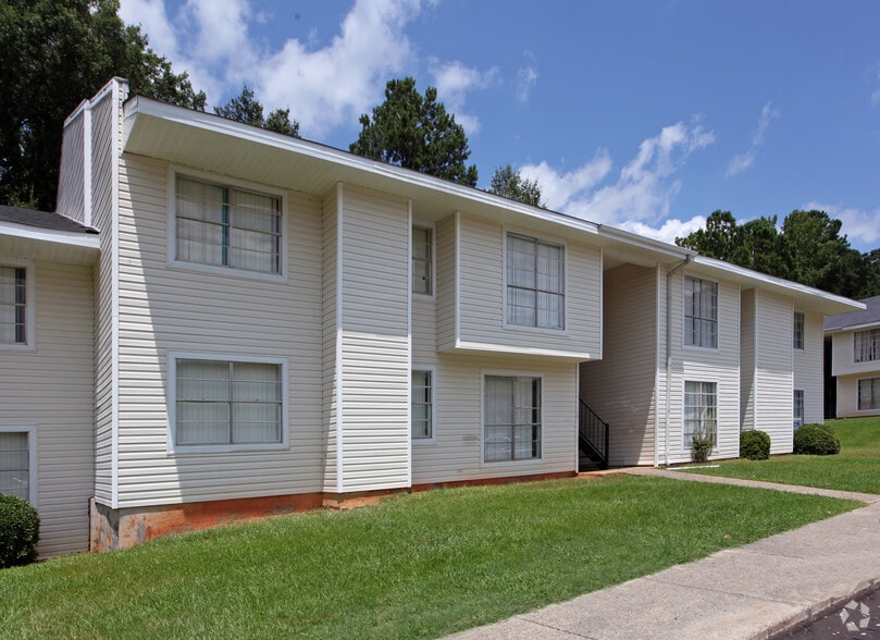 Building Photo - Forrester Gardens Apartments