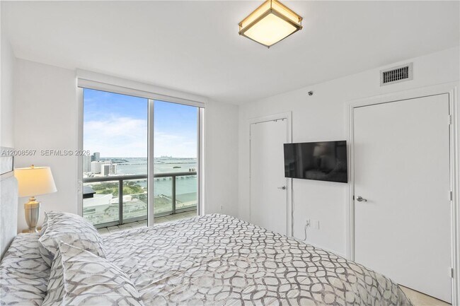 Building Photo - 50 Biscayne Blvd