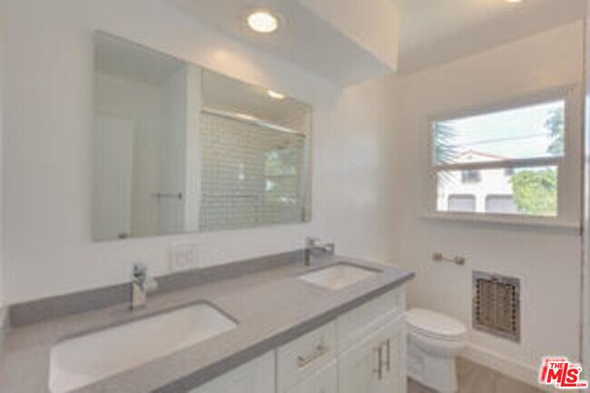 Building Photo - 4177 Ince Blvd