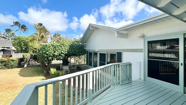 Building Photo - 156-B N Kalaheo Ave